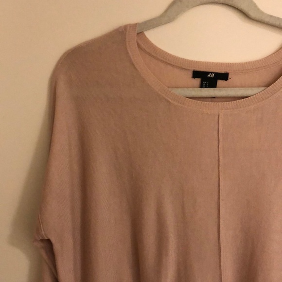H&M Pullover Sweater - Picture 2 of 3